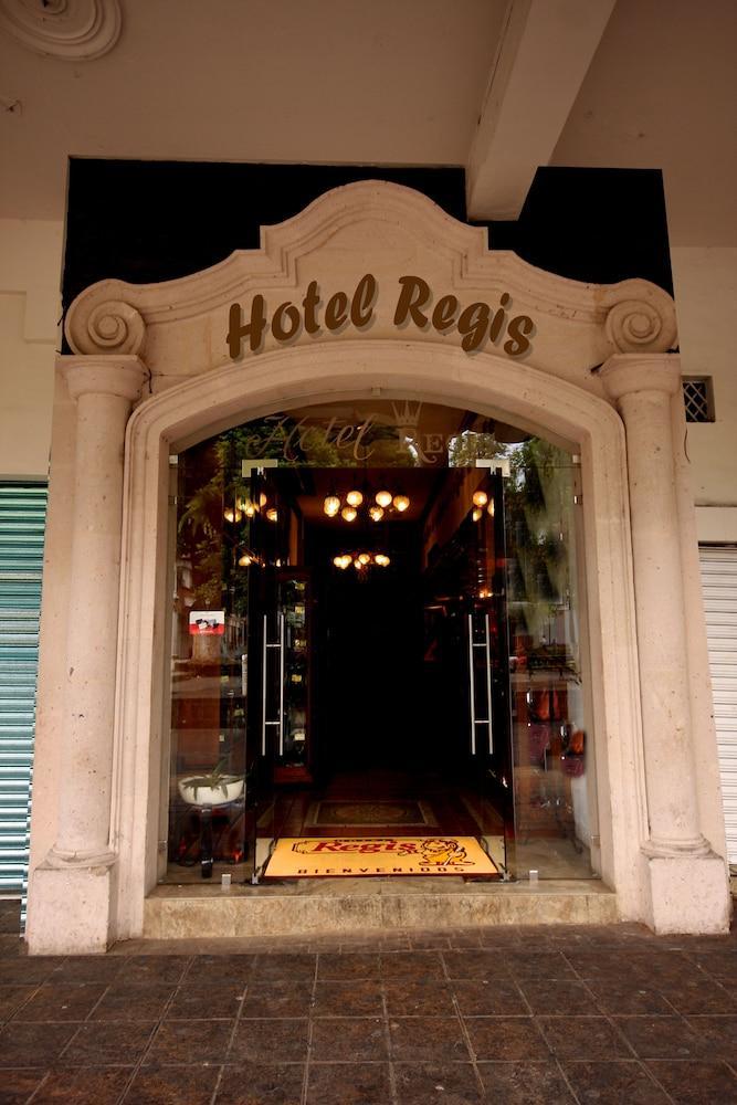 Hotel Regis Uruapan  Zewnętrze zdjęcie